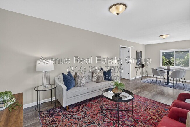 Building Photo - 6 The Knolls Ln