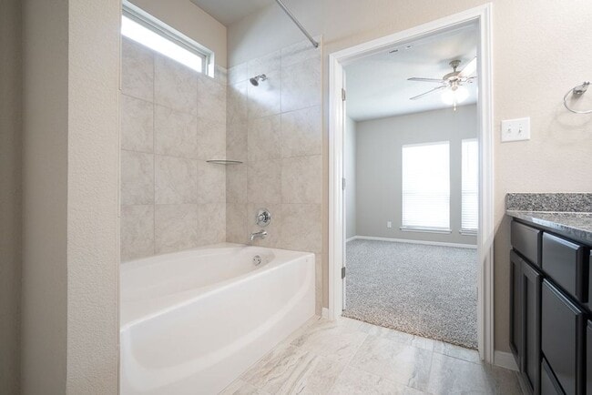 Building Photo - 3-Bedroom, 2-Bath Home in Reserve at Pea R...