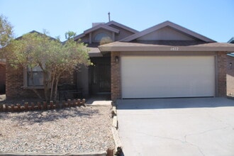 Building Photo - 1472 Sierra De Oro Dr