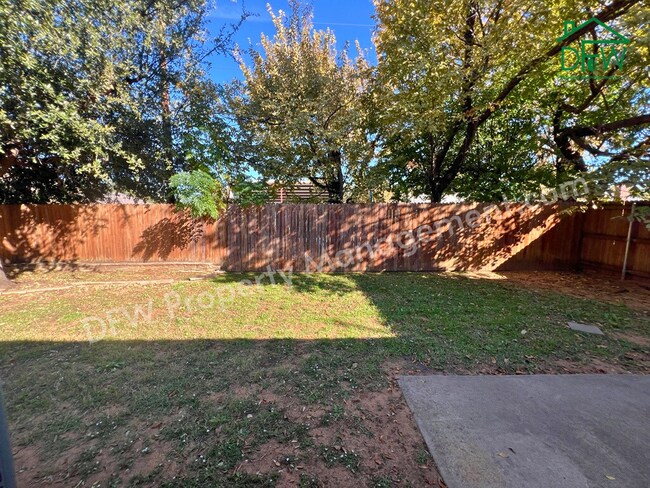 Building Photo - 3024 Peppercorn Dr