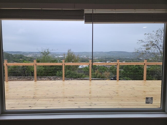 Building Photo - 100 Chula Vista Dr