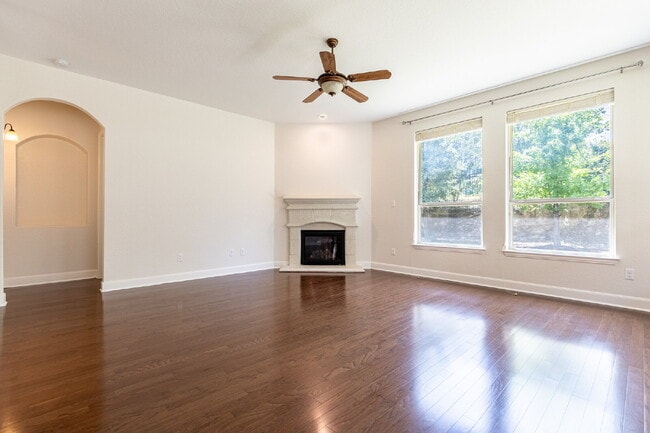 Building Photo - 5041 Country Nest