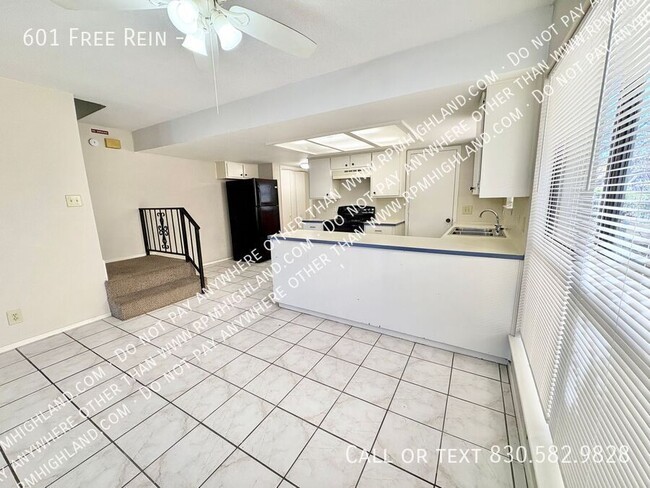 Building Photo - 601 Free Rein