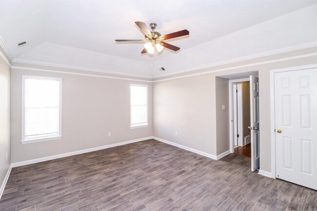 Building Photo - 1261 Fox Trace Dr