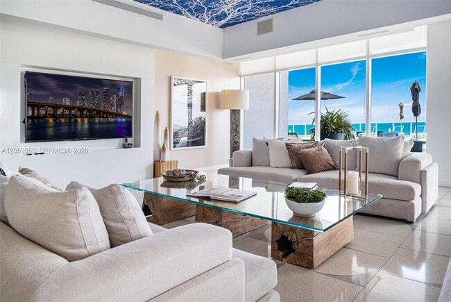 Building Photo - 3951 S Ocean Dr