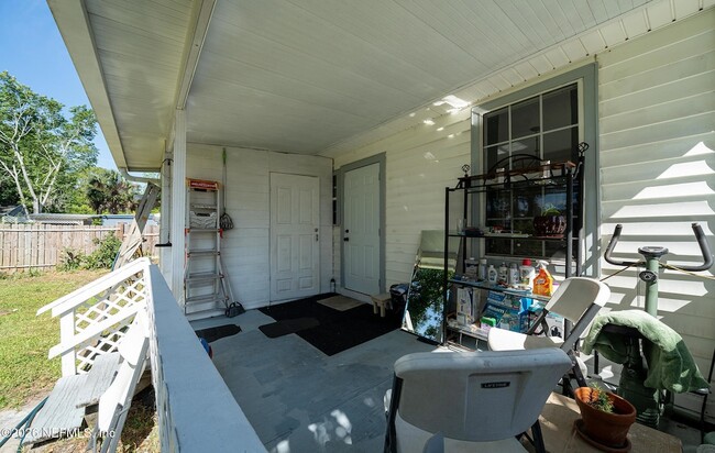 Building Photo - 6024 Transylvania Ave