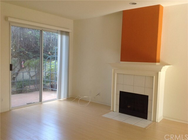 Building Photo - 501 S Oak Knoll Ave