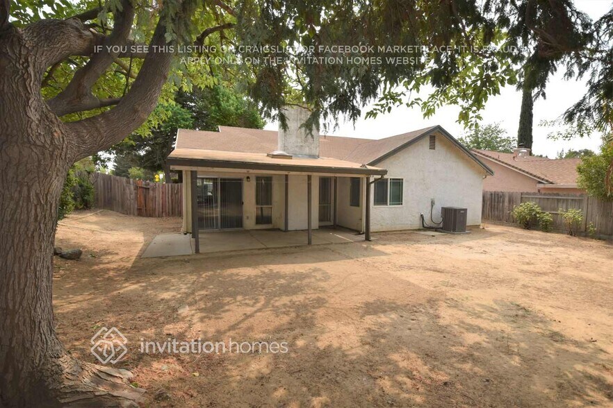 Building Photo - 7241 Old Nave Ct