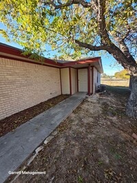 Building Photo - 1703 Taylor St