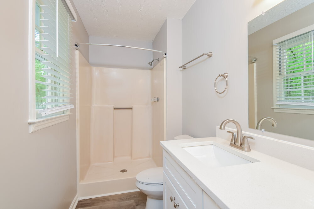 Building Photo - 188 Cherokee Village Dr