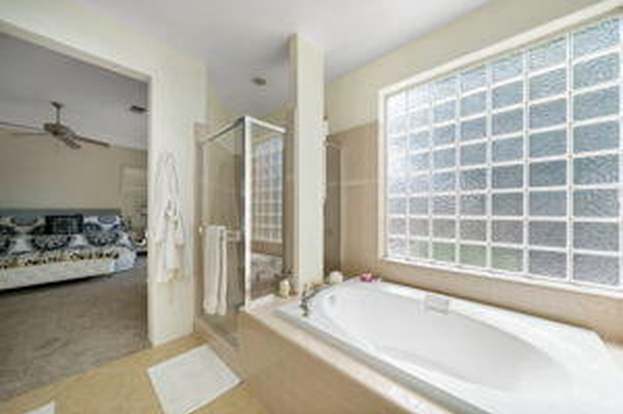 Building Photo - 78807 Breckenridge Dr