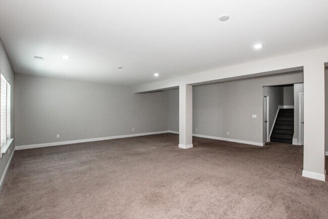 Building Photo - 6120 Durango Way