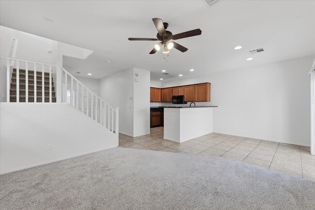 Building Photo - 6217 Blushing Willow St