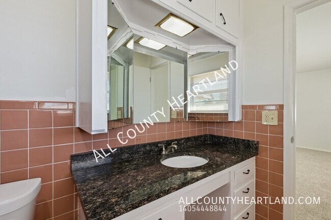 Building Photo - 4236 NW 48th St