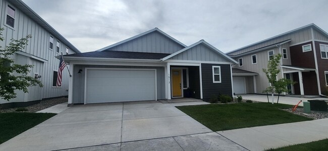 Primary Photo - 1513 Zephyr Way