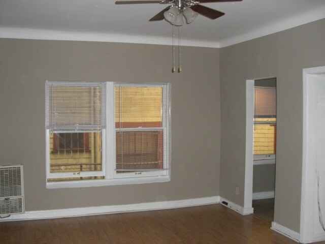 Building Photo - STUDIO $1495 LOS FELIZ HARDWOODS EXPOSED B...