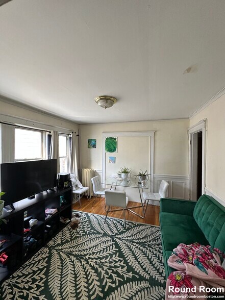 Building Photo - 24 Claymoss Rd