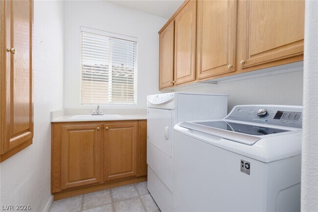 Building Photo - 2726 Carolina Blue Ave