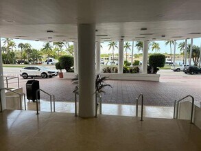 Building Photo - 5005 Collins Ave