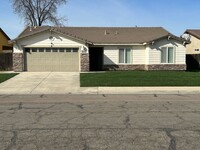 Building Photo - 4 bedrooms with Solar in North Hanford