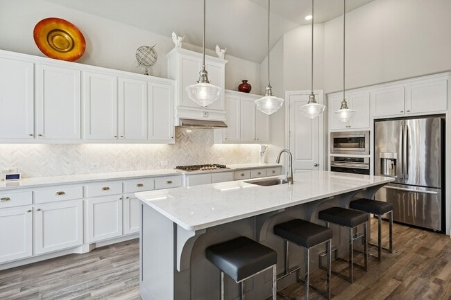 Building Photo - 950 Gentle Knoll Ln
