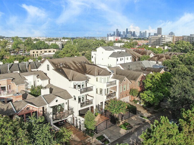 Building Photo - 6310 Taggart St