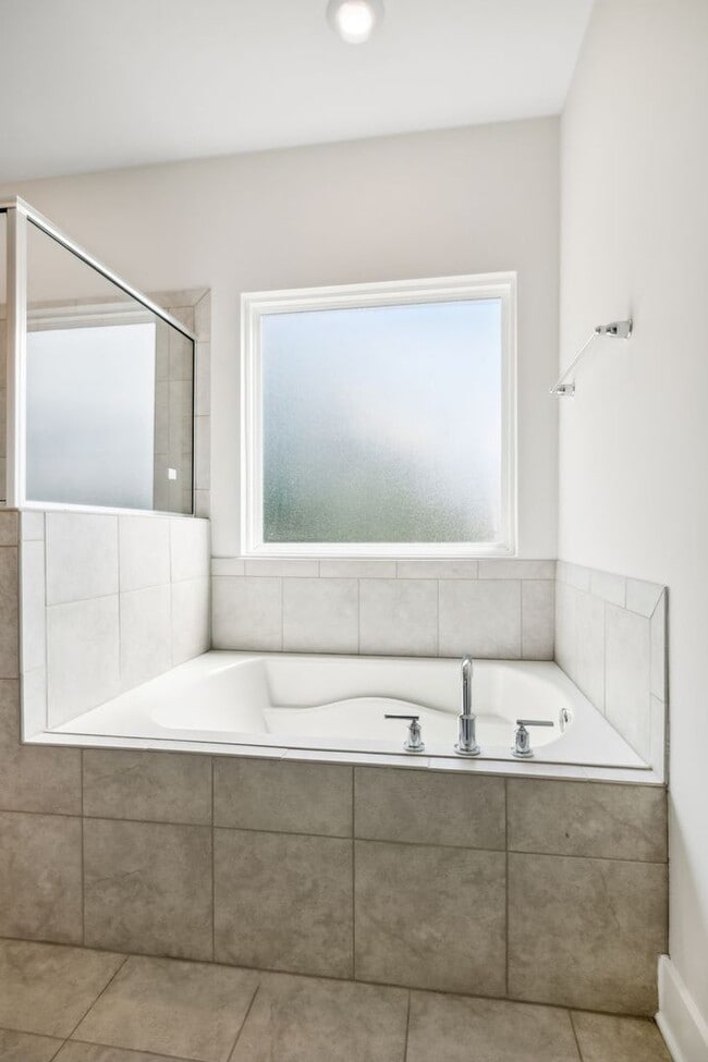 Building Photo - Nolensville home in the highly sought-afte...
