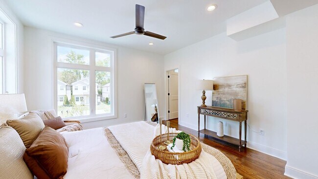 Building Photo - Turn-Key Luxury Rental: Brand-New 4BD + Office w/ Private Sunset Rooftop