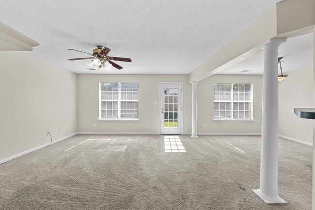 Building Photo - 342 Washington St