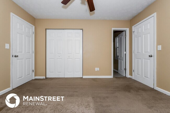 Building Photo - 3154 Chippewa Dr