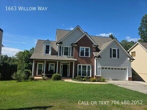 Building Photo - 1663 Willow Way