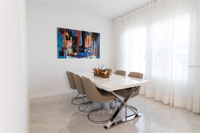 Building Photo - 35576 Eastbrook Ave