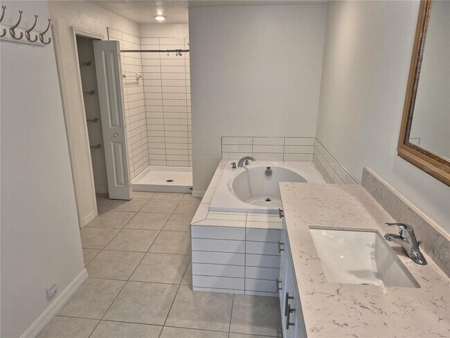 Building Photo - 32140 Powderpuff Mimosa Dr