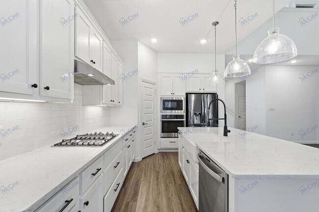 Building Photo - 5737 Miriam Dr