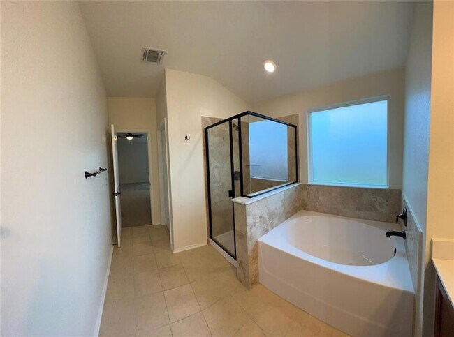 Building Photo - 12821 Stoney Ridge Bend