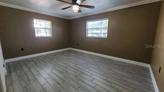 Building Photo - 1742 Cardinal Dr