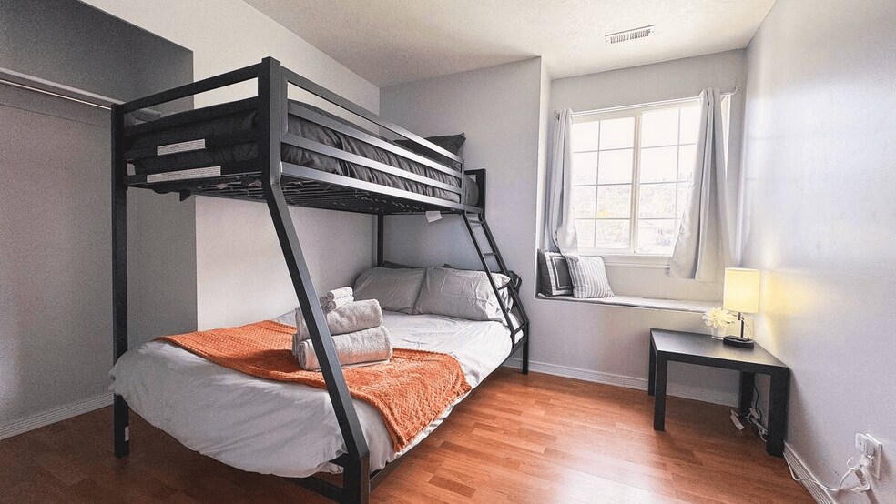 Building Photo - 14380 Henry Day Rd