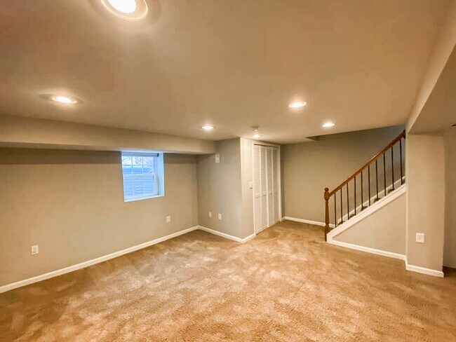 Building Photo - Charming 3 Bedroom, 2 Bath Home in Welcoming Warwick Village