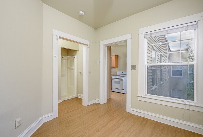 Interior Photo - Abbey Park Apartments in Vibrant Eastlake