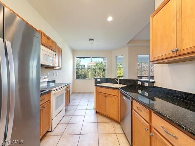 Building Photo - 12854 Carrington Cir