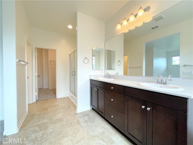 Building Photo - 4985 Adera St