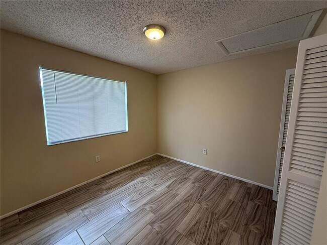 Building Photo - 2744 Botts Landing Rd