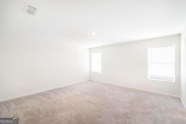 Building Photo - 105 Flat Rock Ml Trl