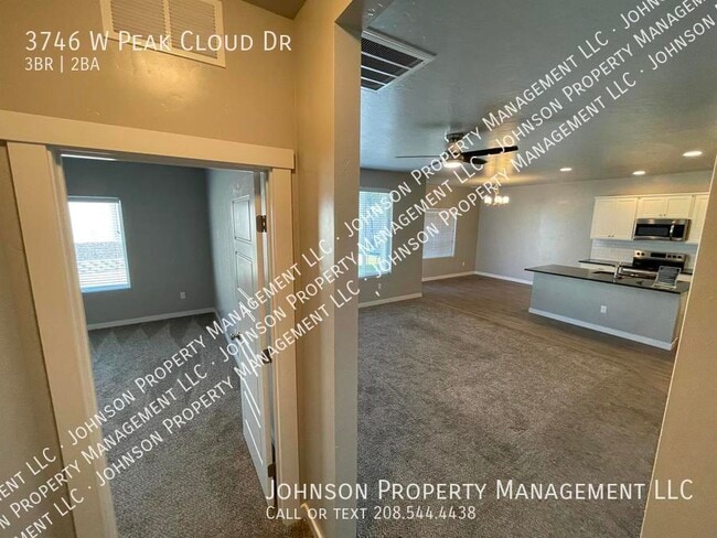 Building Photo - 3746 W Peak Cloud Dr