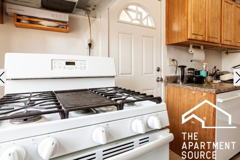 Building Photo - 908 W Belle Plaine Ave