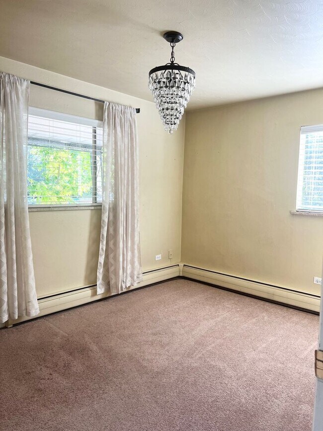 Building Photo - 2 bedroom, 1 Bath, 2nd Floor Condo - Old Town Fort Collins, CO