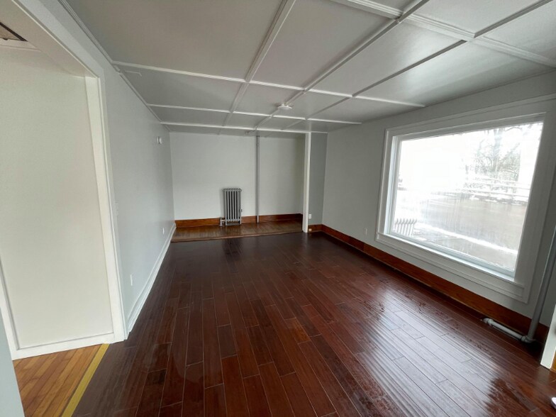 Building Photo - 4 Blackwell St