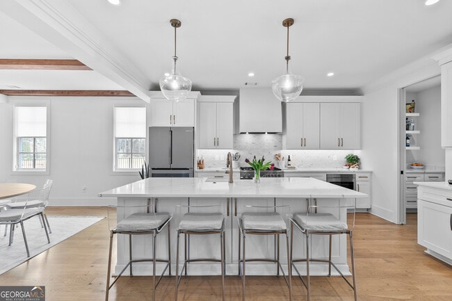 Building Photo - 202 Regester Wy