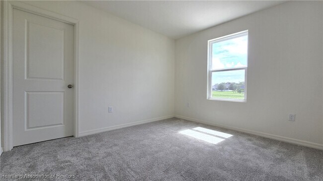 Building Photo - 1352 Stone Ridge Cir