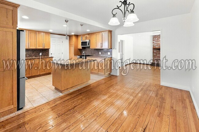 Building Photo - 8360 Rudnick Ave